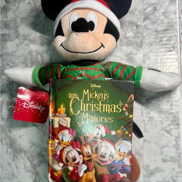 Disney Other - Disney Mickey’s Christmas Kohl’s Cares Plush
